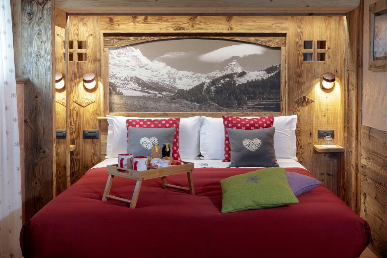 Chalet Matterhorn Francois - Central Ski Chalet With Spa And Breakfast, 100Mt Lift Breuil-Cervinia Exterior photo